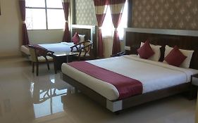 Hotel Olympia Inn